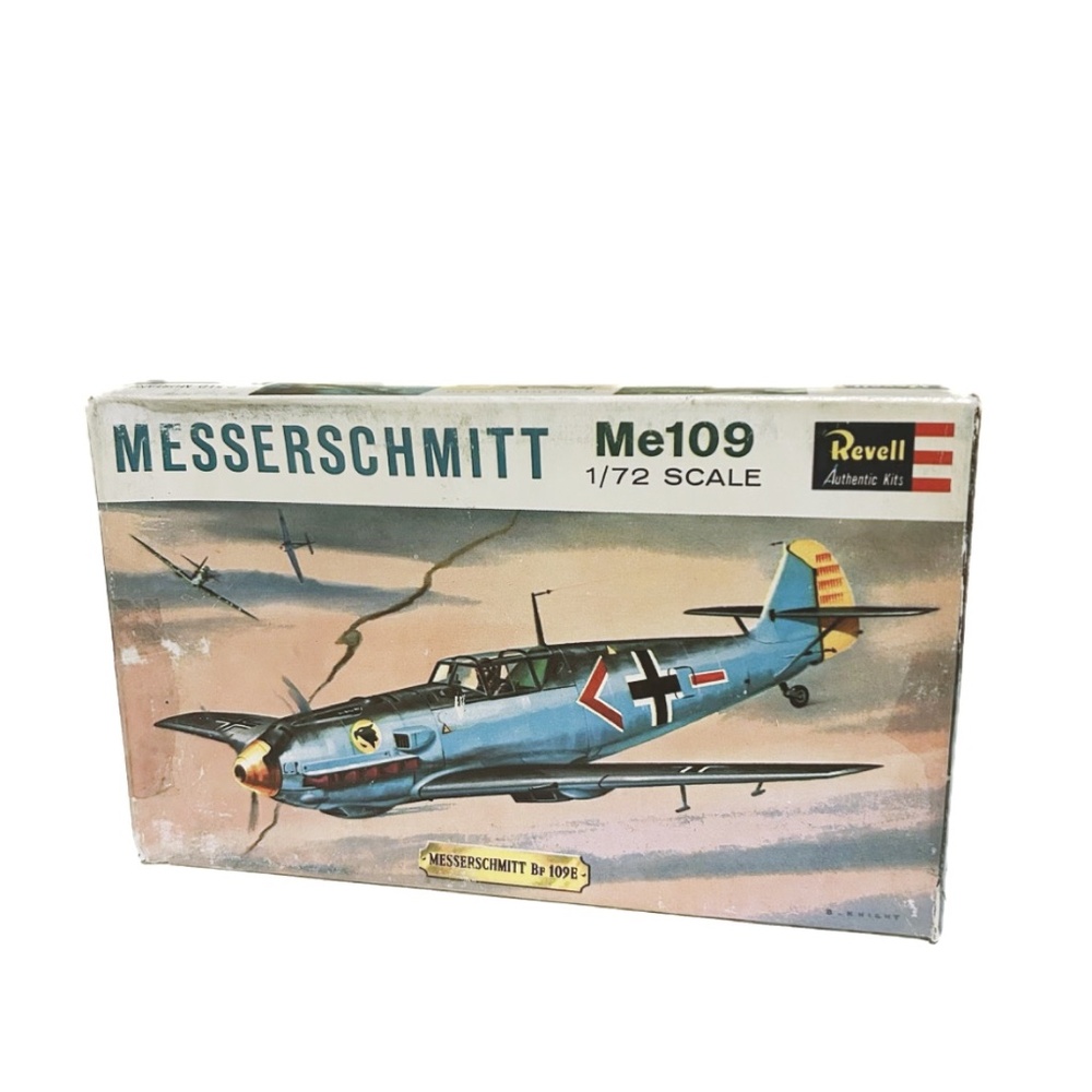 Vintage 1963 Revell Model Plane